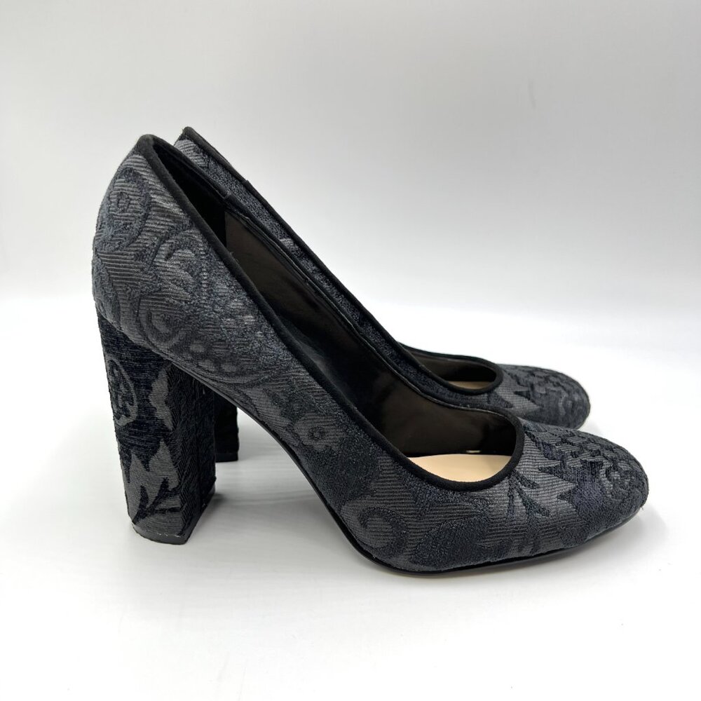 Nine West Womens Size 7.5 Black Tapestry Block‎ Heels Pumps Shoes